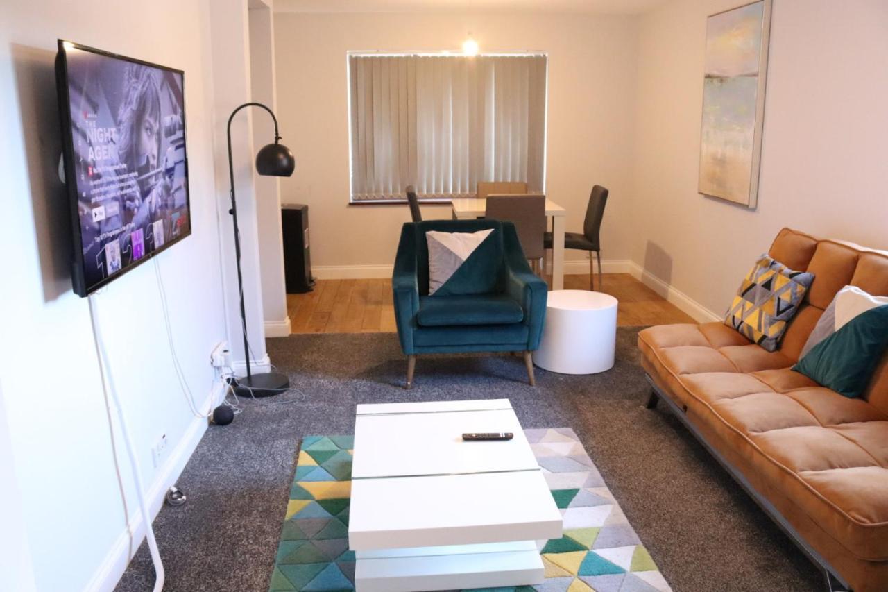 Garland Modern Apartment With Private Garden & Parking Dartford 5 Ngoại thất bức ảnh