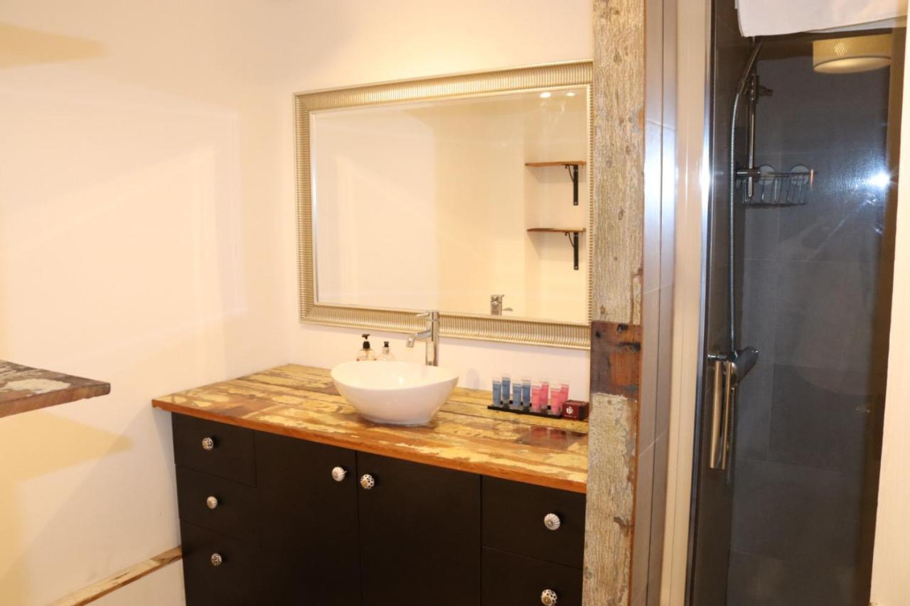 Garland Modern Apartment With Private Garden & Parking Dartford 5 Ngoại thất bức ảnh